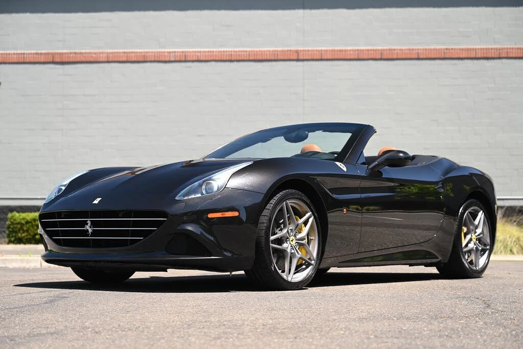 2016 Ferrari California T - Image 4 of 31