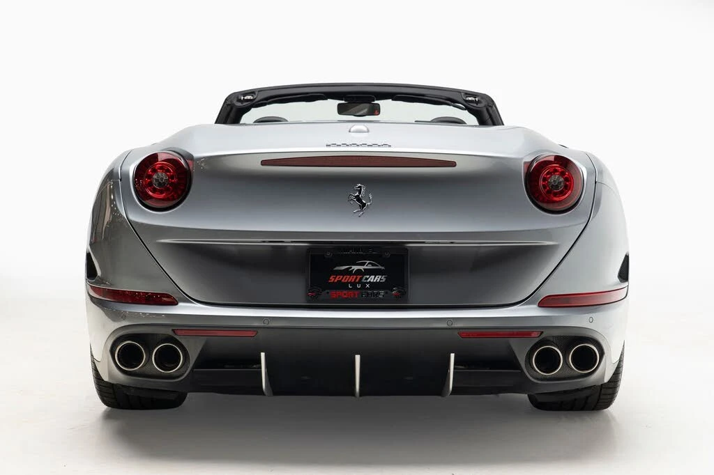 2016 Ferrari California T - Image 11 of 31
