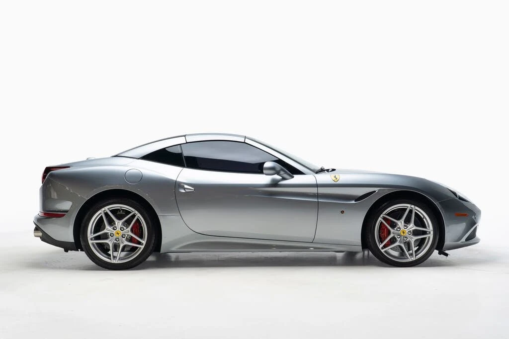 2016 Ferrari California T - Image 8 of 31