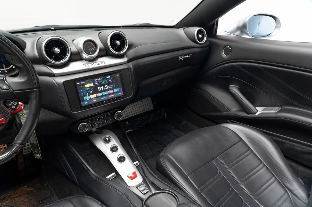 2016 Ferrari California T - Image 27 of 31