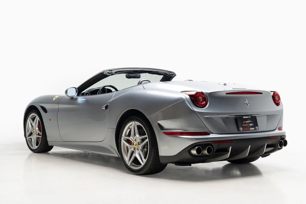 2016 Ferrari California T - Image 13 of 31