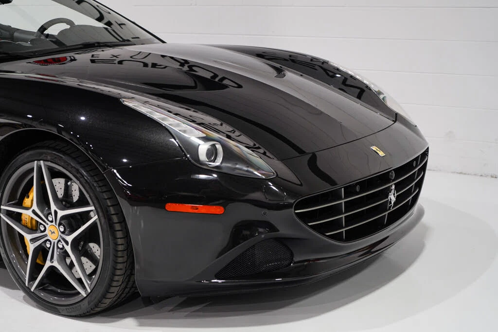 2016 Ferrari California T - Image 25 of 31