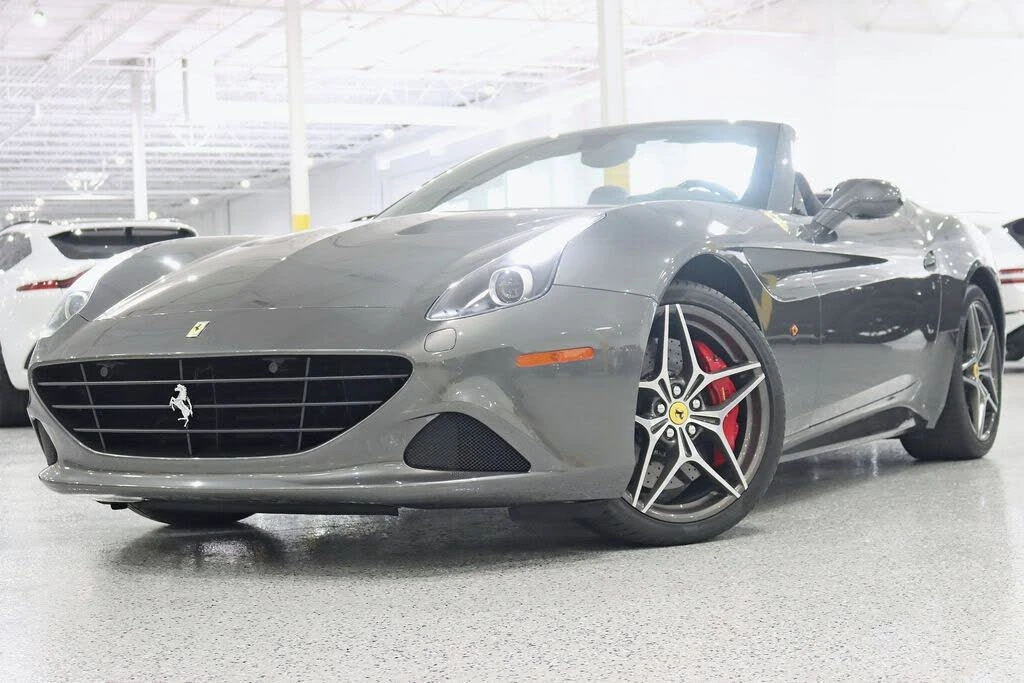 2016 Ferrari California T - Image 8 of 31