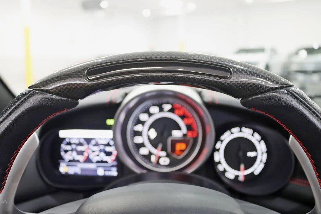 2016 Ferrari California T - Image 19 of 31