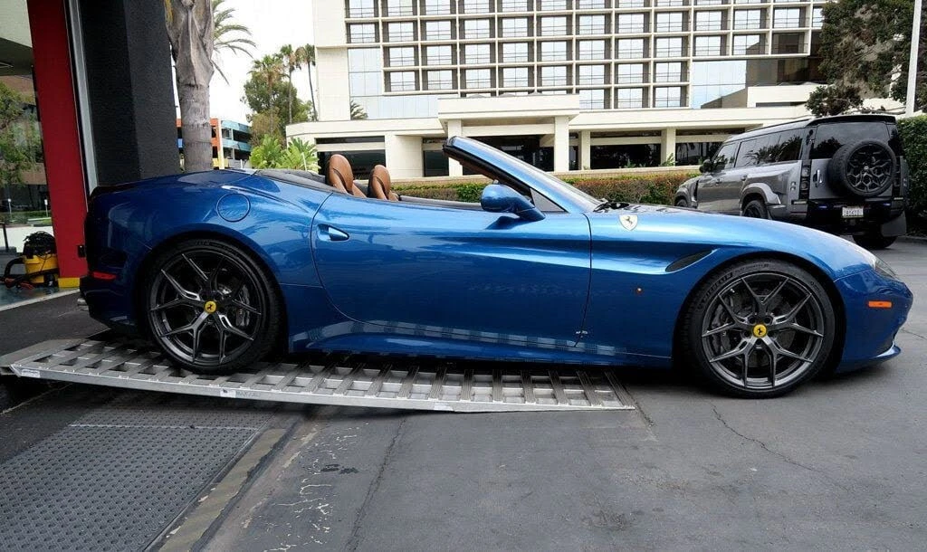 2016 Ferrari California T - Image 6 of 31