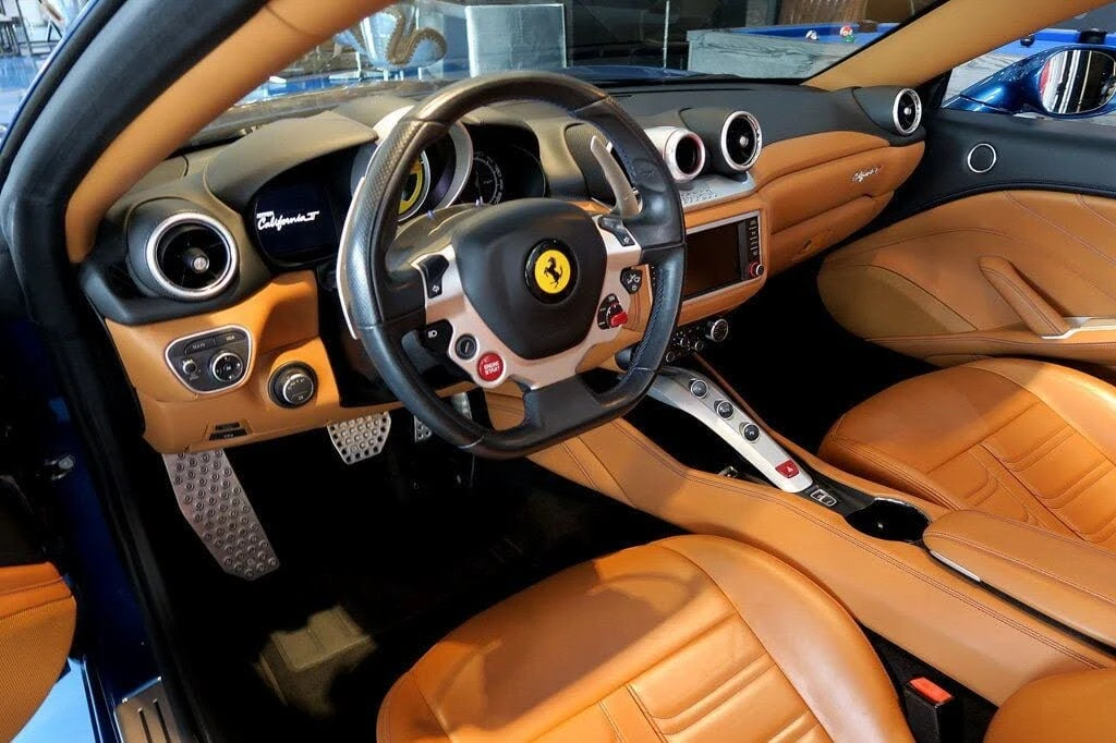 2016 Ferrari California T - Image 14 of 31