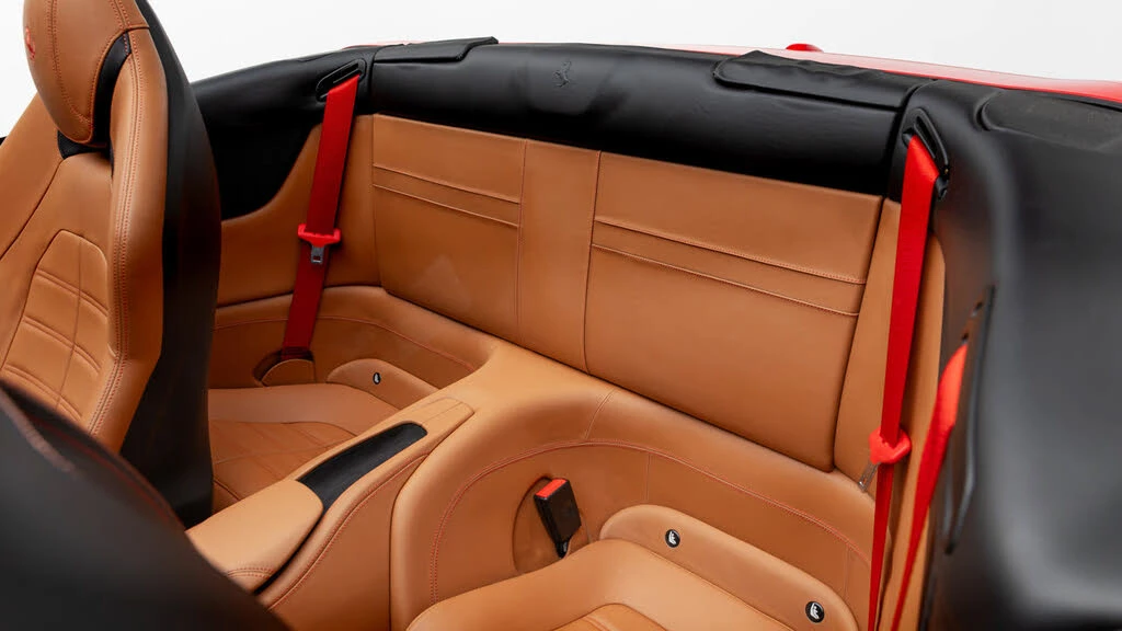 2016 Ferrari California T - Image 19 of 31