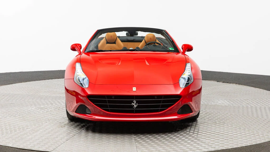 2016 Ferrari California T - Image 10 of 31