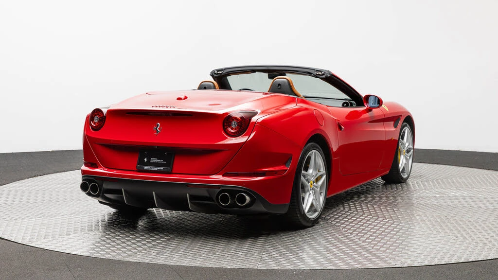 2016 Ferrari California T - Image 7 of 31