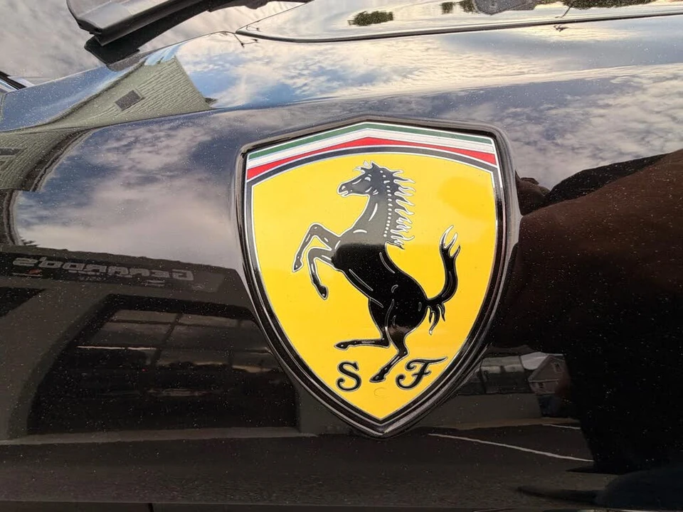 2016 Ferrari California T - Image 17 of 31