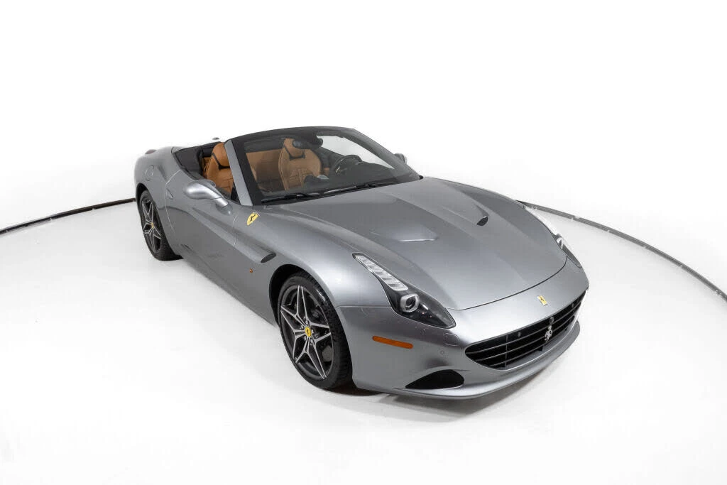 2016 Ferrari California T - Image 11 of 31