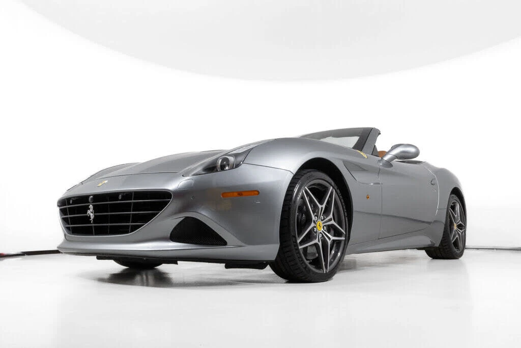 2016 Ferrari California T - Image 13 of 31