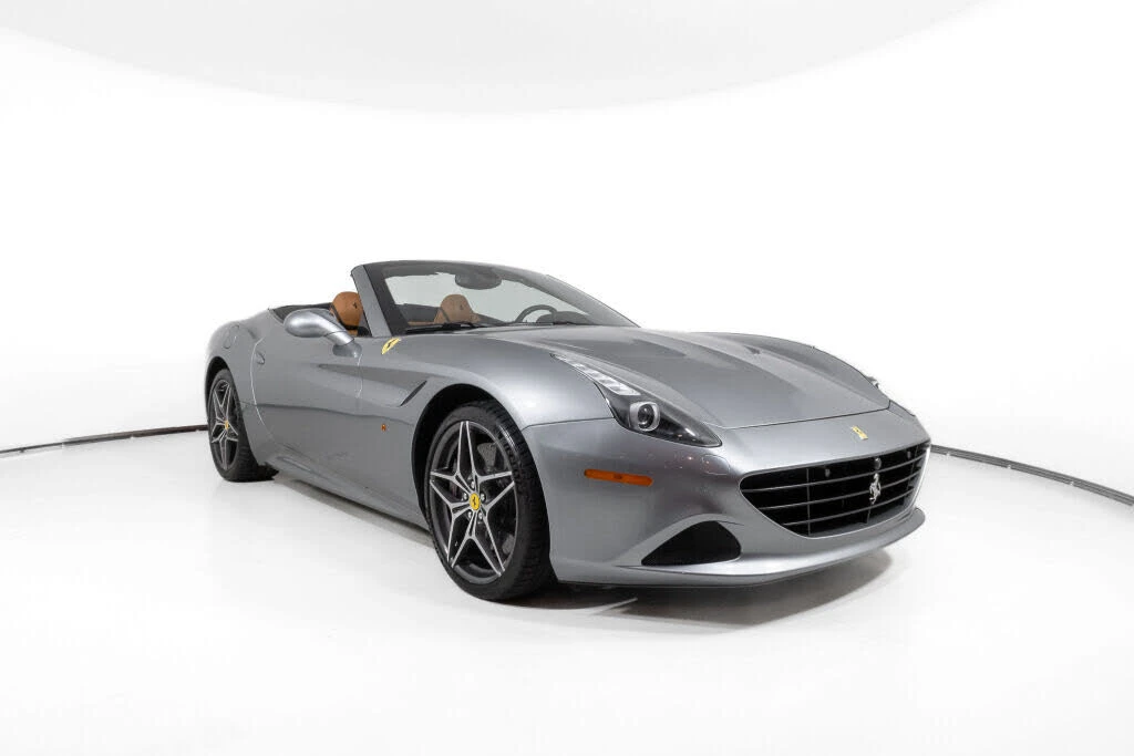 2016 Ferrari California T - Image 10 of 31