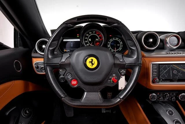 2016 Ferrari California T - Image 6 of 31