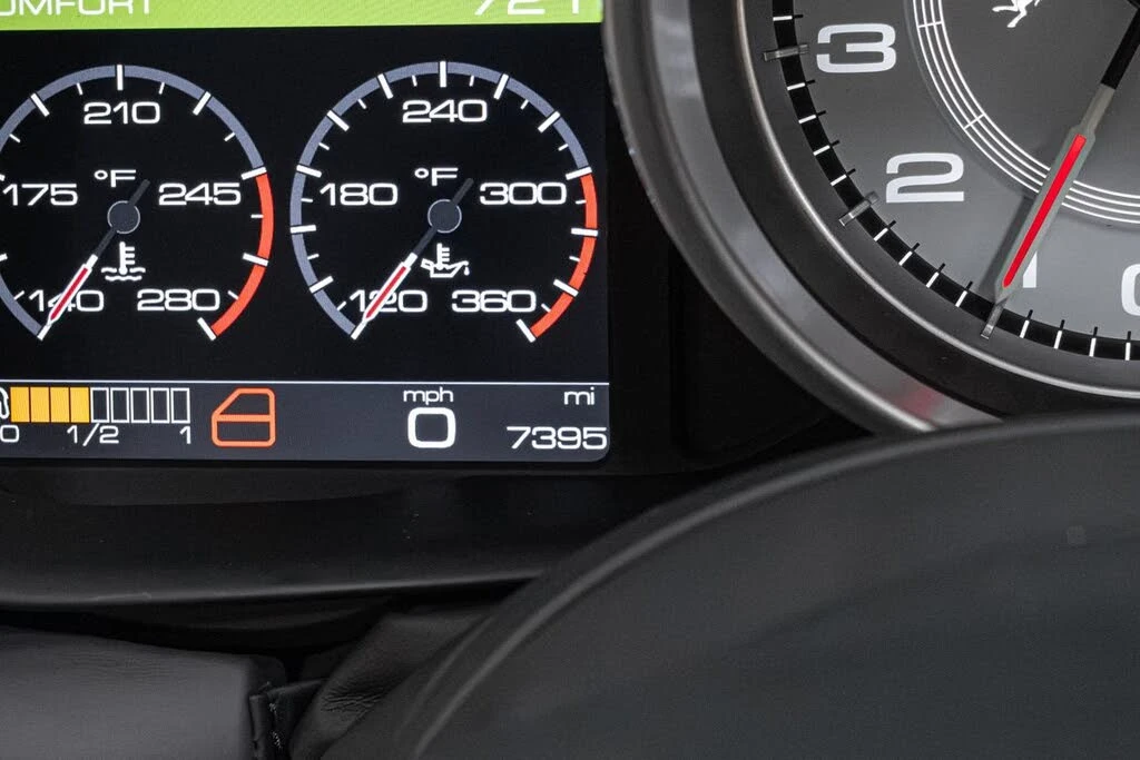 2016 Ferrari California T - Image 7 of 31