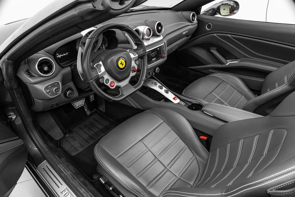 2016 Ferrari California T - Image 27 of 31