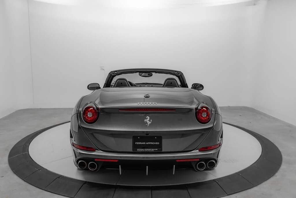 2016 Ferrari California T - Image 11 of 31