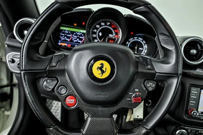 2016 Ferrari California T - Image 29 of 31