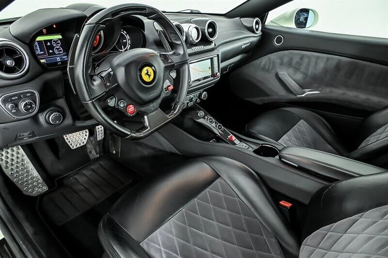 2016 Ferrari California T - Image 20 of 31
