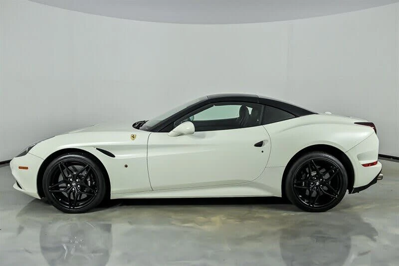 2016 Ferrari California T - Image 15 of 31