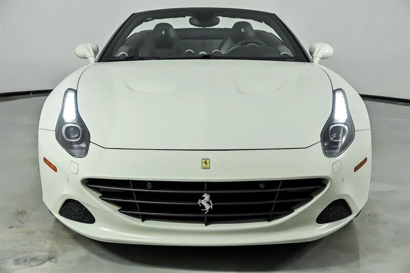2016 Ferrari California T - Image 5 of 31