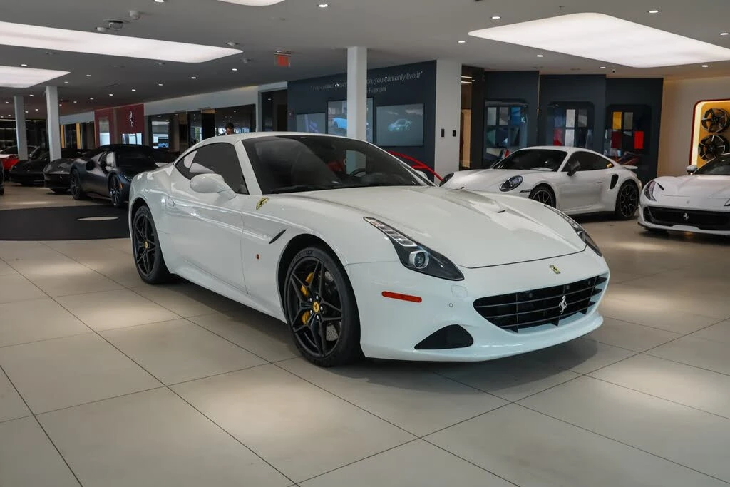 2016 Ferrari California T - Image 26 of 31