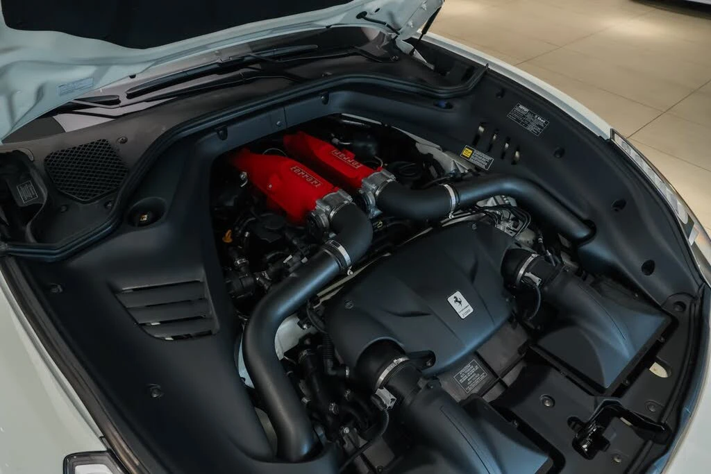 2016 Ferrari California T - Image 29 of 31