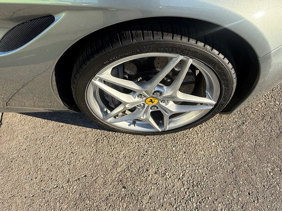 2016 Ferrari California T - Image 12 of 31