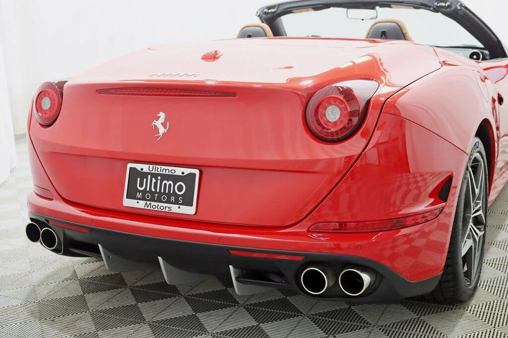 2016 Ferrari California T - Image 14 of 31