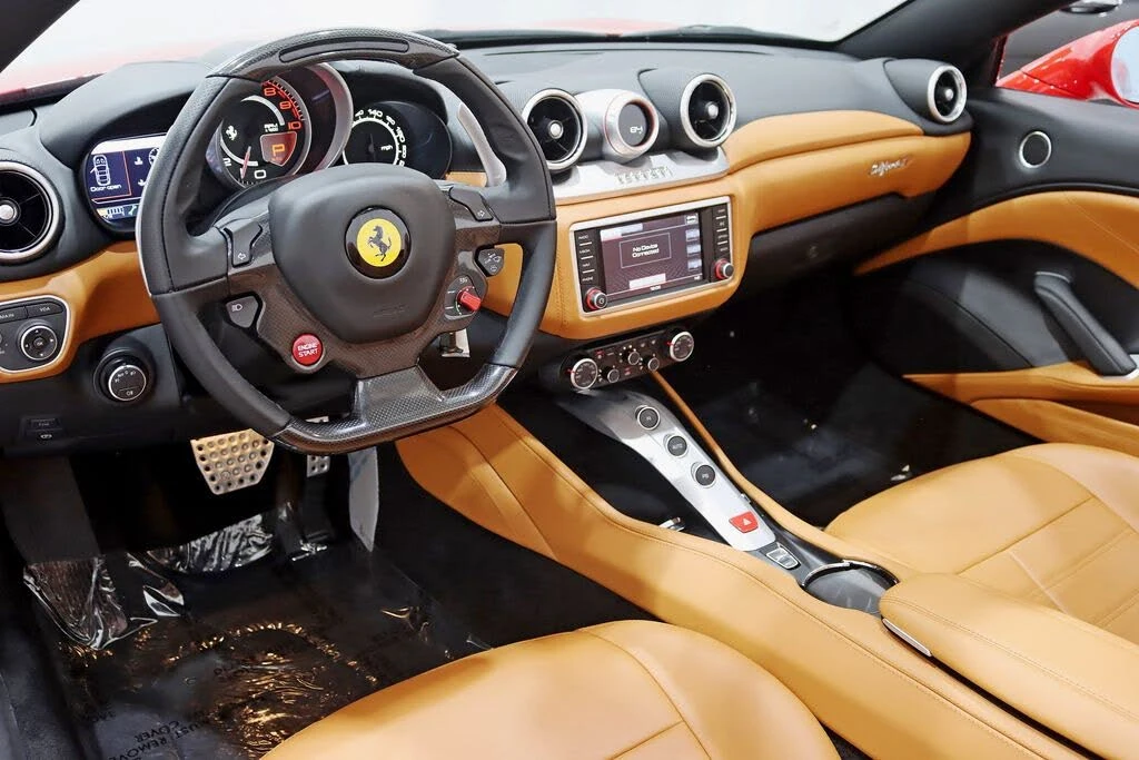 2016 Ferrari California T - Image 15 of 31