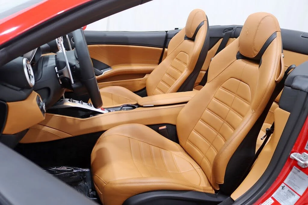 2016 Ferrari California T - Image 24 of 31