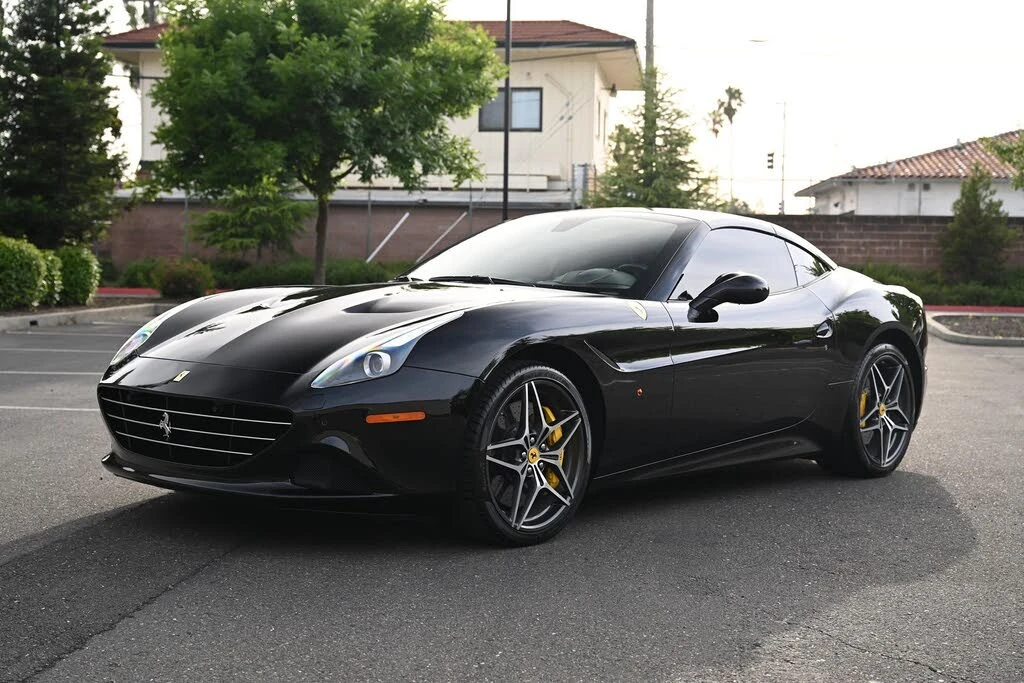 2016 Ferrari California T - Image 24 of 31