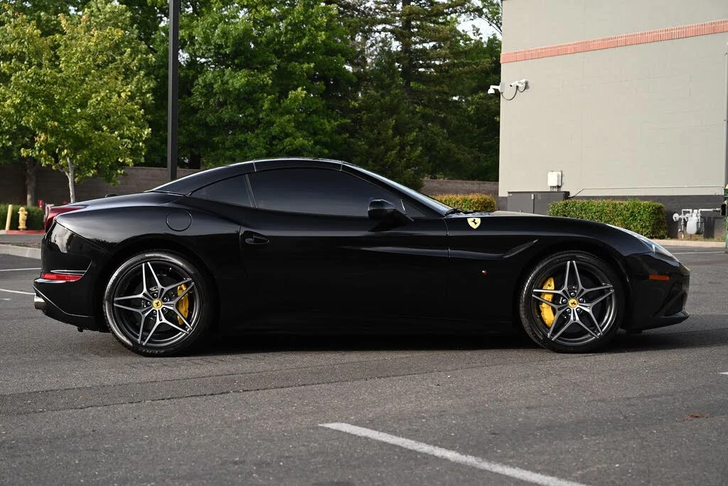 2016 Ferrari California T - Image 27 of 31