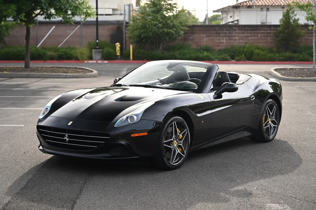 2016 Ferrari California T - Image 3 of 31