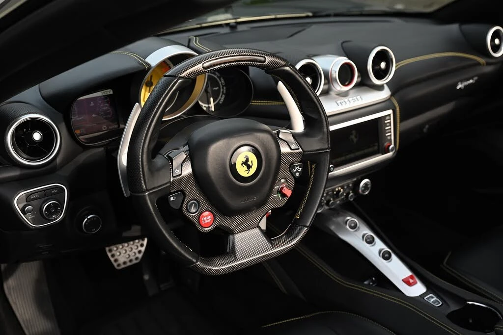 2016 Ferrari California T - Image 12 of 31