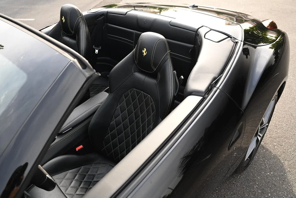 2016 Ferrari California T - Image 11 of 31