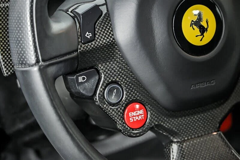 2016 Ferrari California T - Image 24 of 31