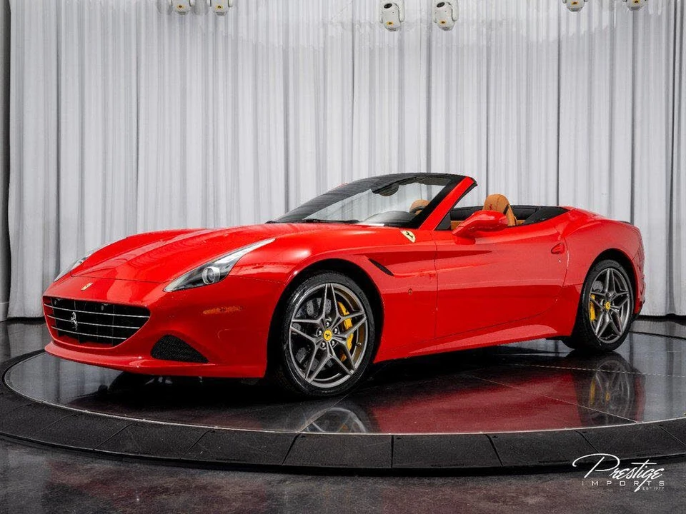 2016 Ferrari California T - Image 8 of 31