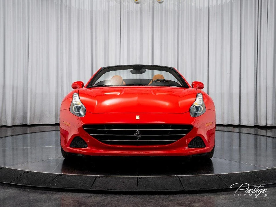 2016 Ferrari California T - Image 3 of 31