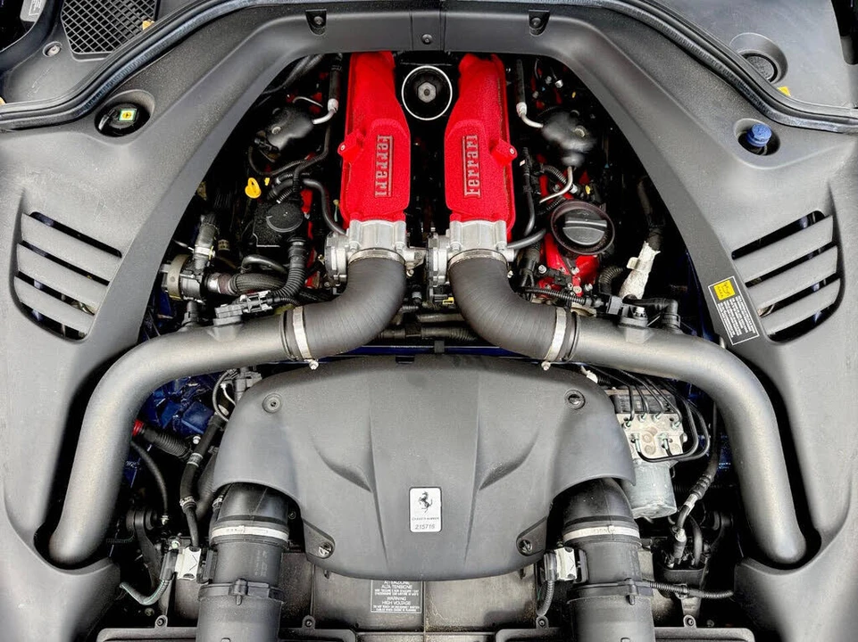 2016 Ferrari California T - Image 26 of 30