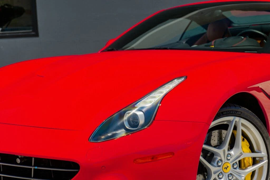2016 Ferrari California T - Image 18 of 31