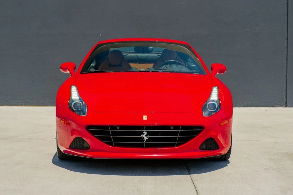 2016 Ferrari California T - Image 4 of 31