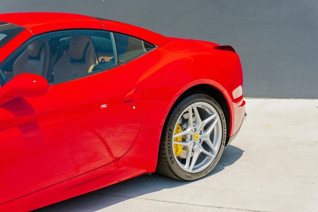 2016 Ferrari California T - Image 20 of 31