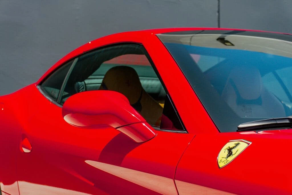 2016 Ferrari California T - Image 24 of 31