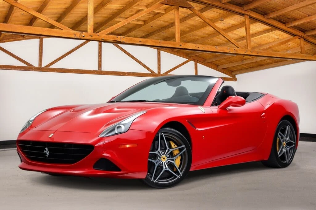 2016 Ferrari California T - Image 8 of 31
