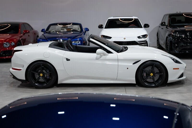 2016 Ferrari California T - Image 8 of 31