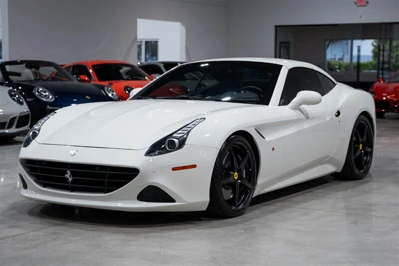 2016 Ferrari California T - Image 11 of 31
