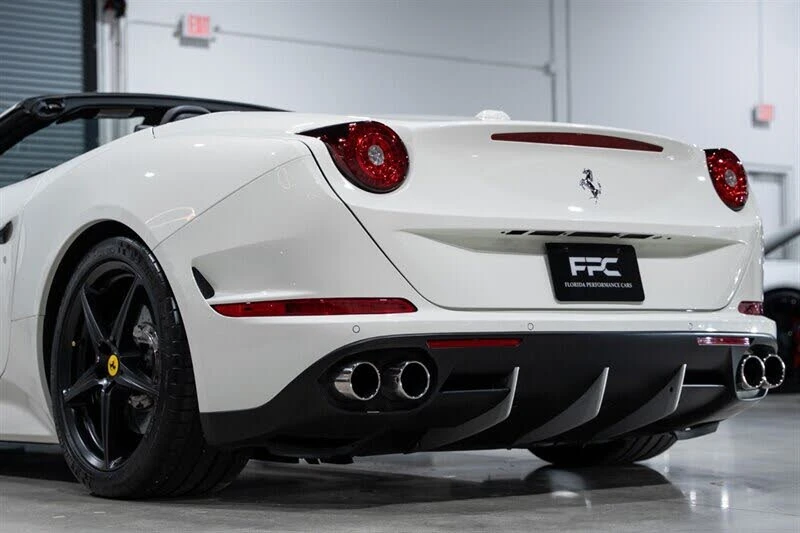 2016 Ferrari California T - Image 19 of 31