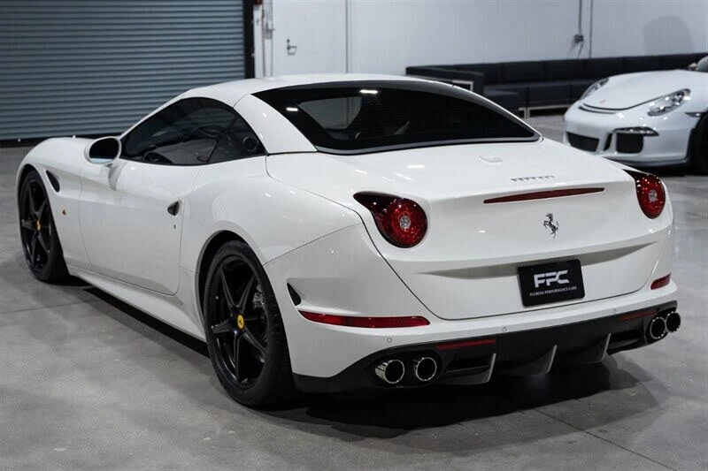 2016 Ferrari California T - Image 12 of 31