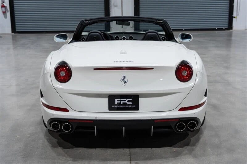 2016 Ferrari California T - Image 5 of 31